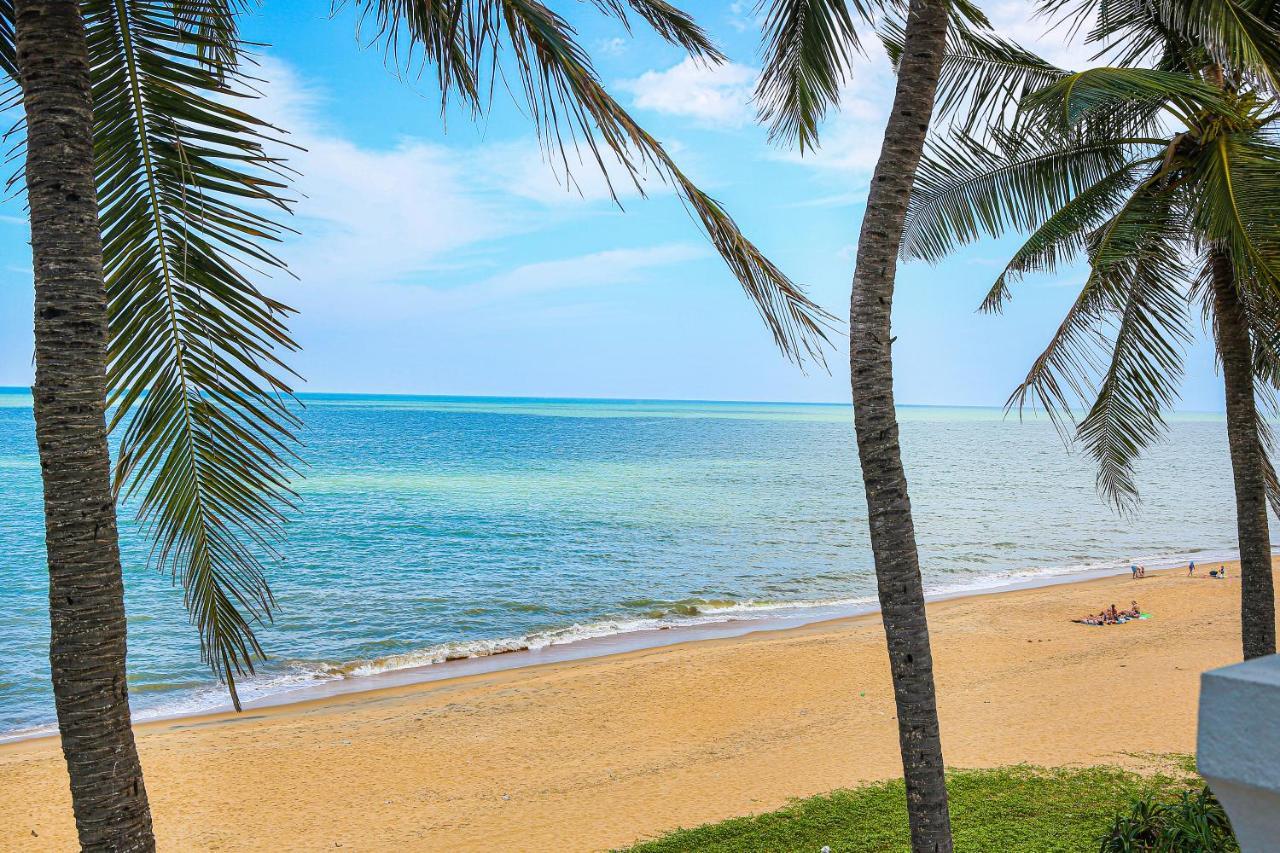 Earl'S Regent Negombo Hotel Екстериор снимка