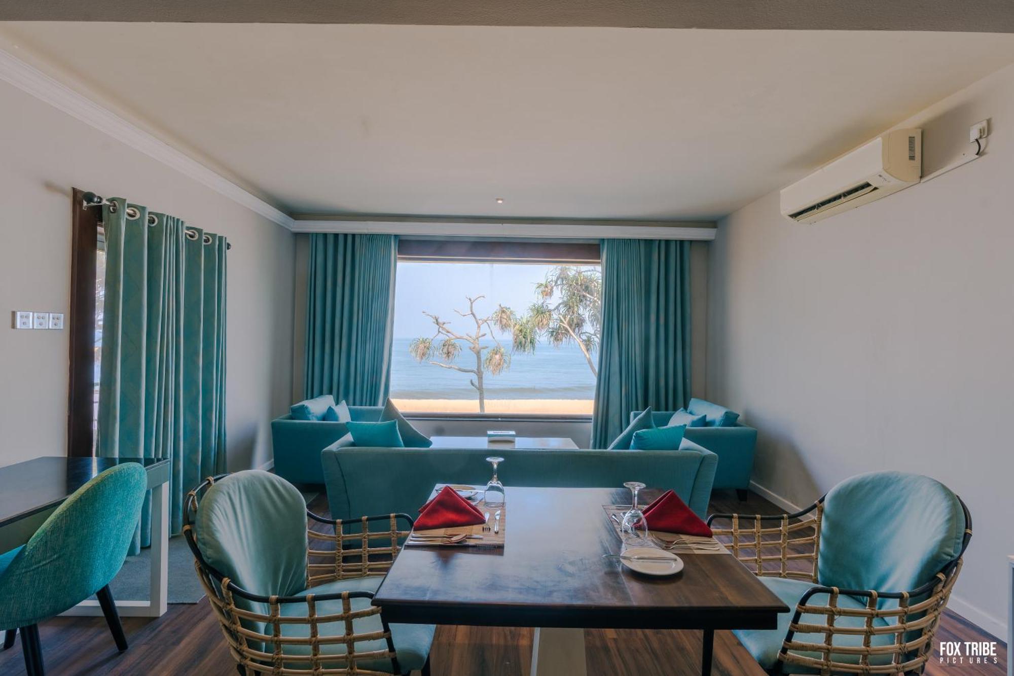 Earl'S Regent Negombo Hotel Екстериор снимка