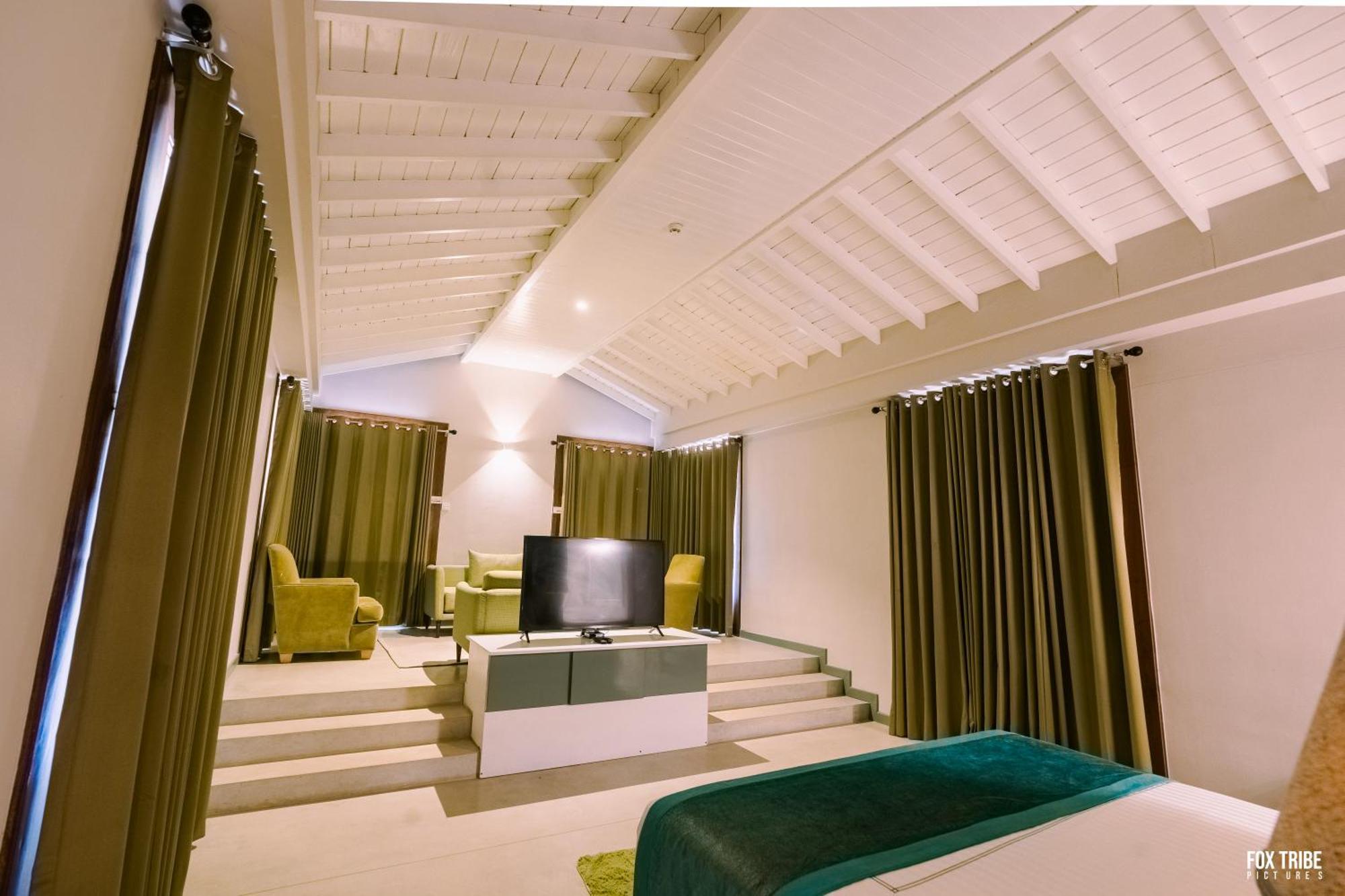 Earl'S Regent Negombo Hotel Екстериор снимка