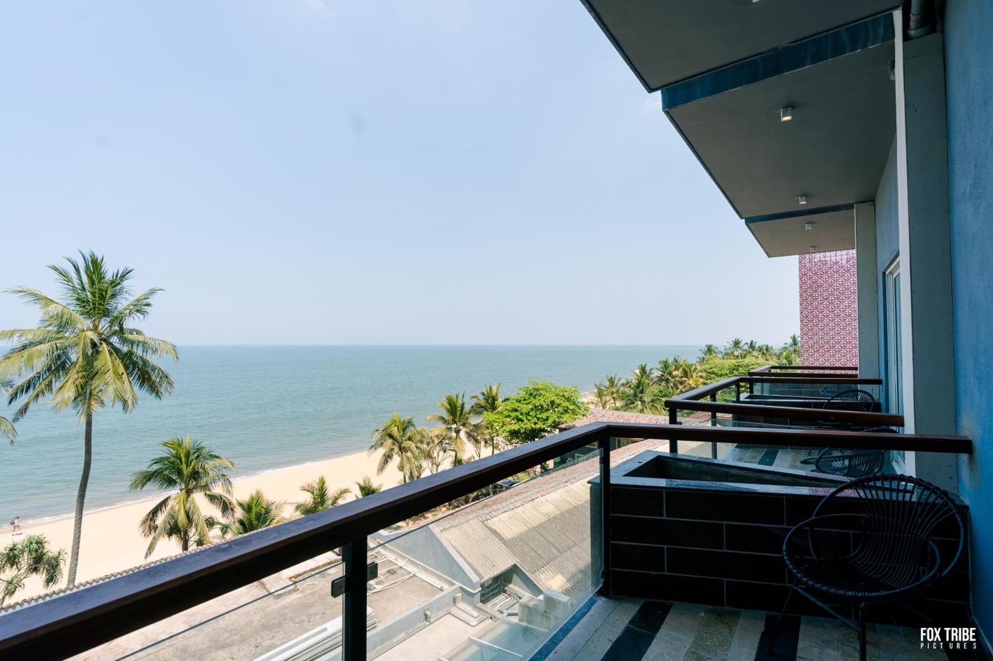 Earl'S Regent Negombo Hotel Екстериор снимка