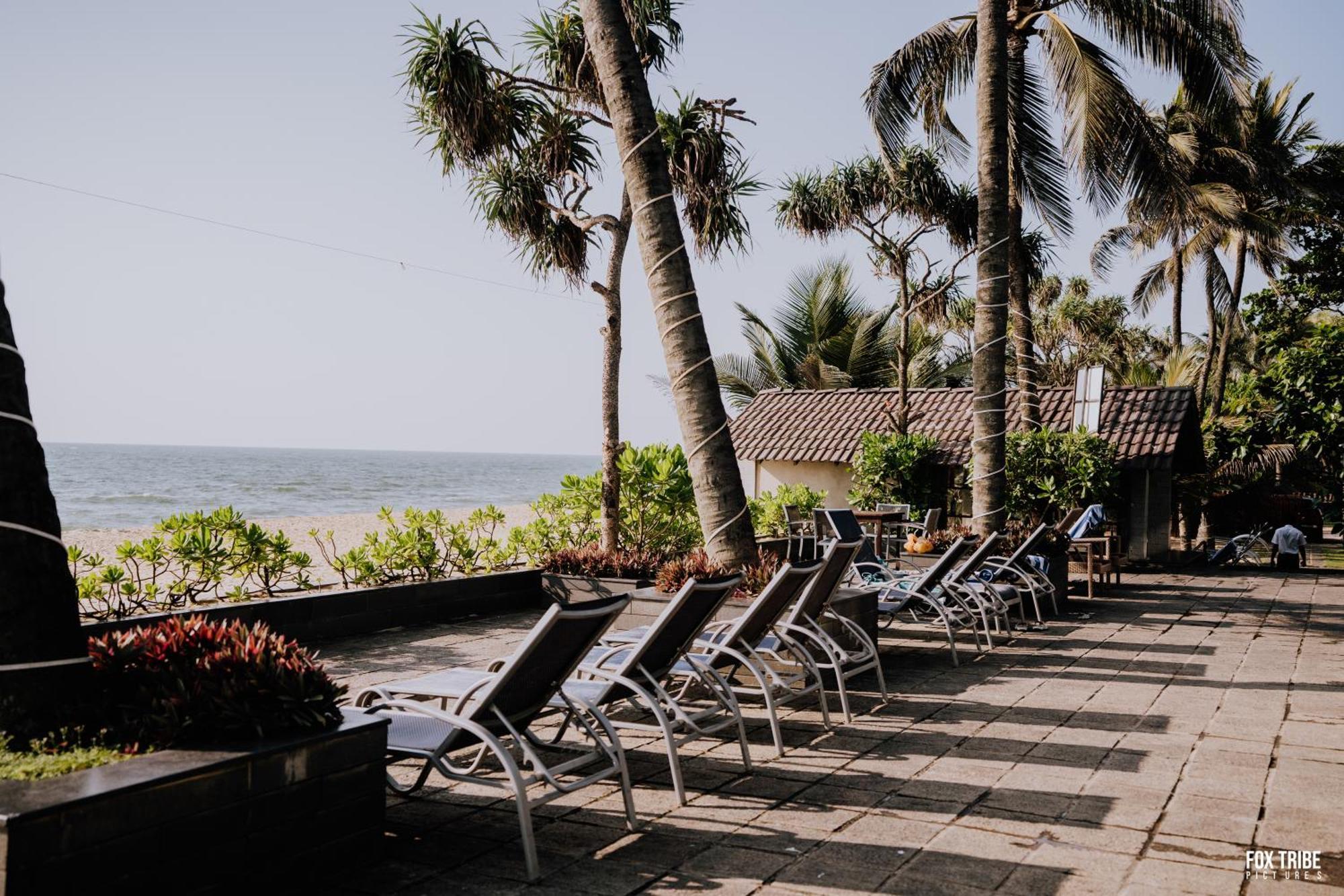 Earl'S Regent Negombo Hotel Екстериор снимка