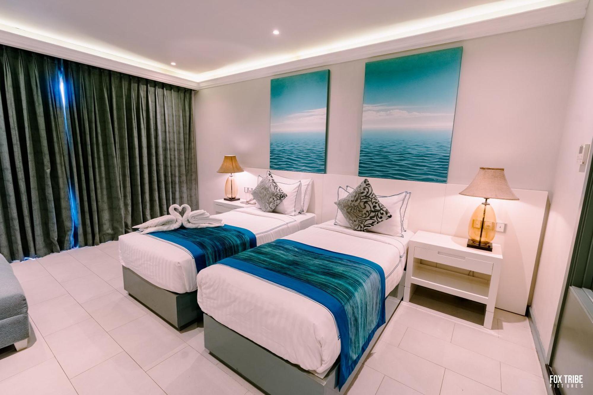 Earl'S Regent Negombo Hotel Екстериор снимка