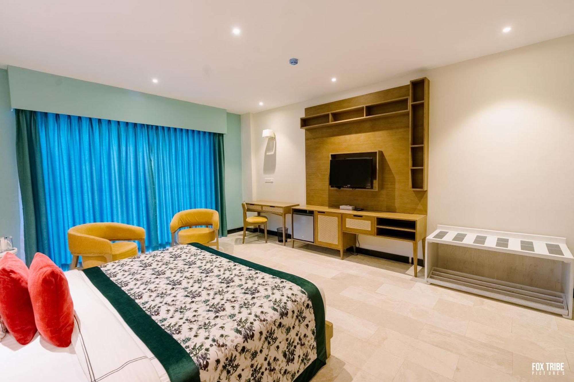 Earl'S Regent Negombo Hotel Екстериор снимка